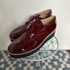 Elieen Fisher Eddy Derby Burgundy Patent Leather Loafers